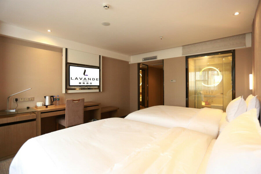 Lavande Hotel Baogang Avenue Guangbai Xinyi Branch Гуанчжоу Екстер'єр фото