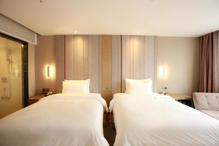 Lavande Hotel Baogang Avenue Guangbai Xinyi Branch Гуанчжоу Екстер'єр фото