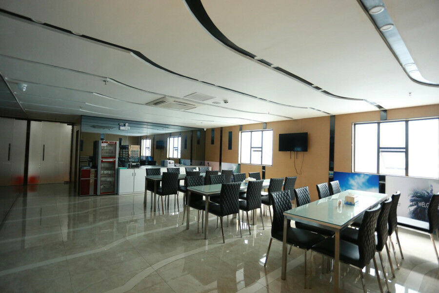 Lavande Hotel Baogang Avenue Guangbai Xinyi Branch Гуанчжоу Екстер'єр фото